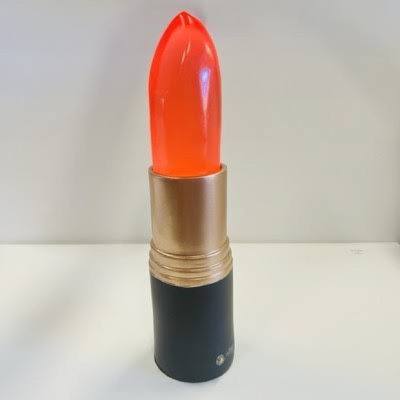Viral Rachel Zoe rechargeable Red Lipstick Lamp! - Picture 1 of 6